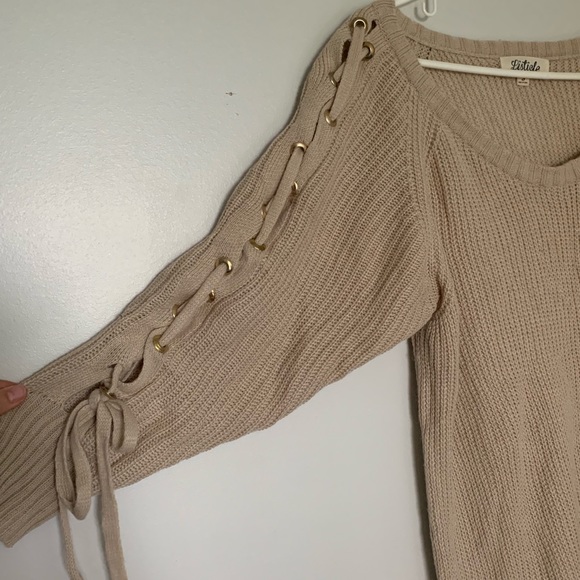 Oversized Knit Sweater - Picture 2 of 3